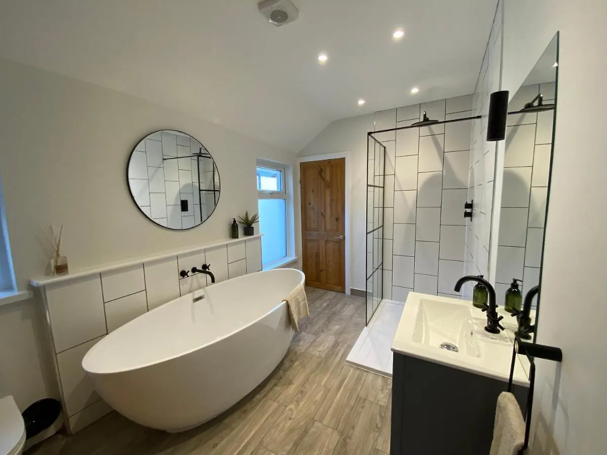 Taffs Mead House Central City Location, Nr Stadium, Family Friendly! Cardiff