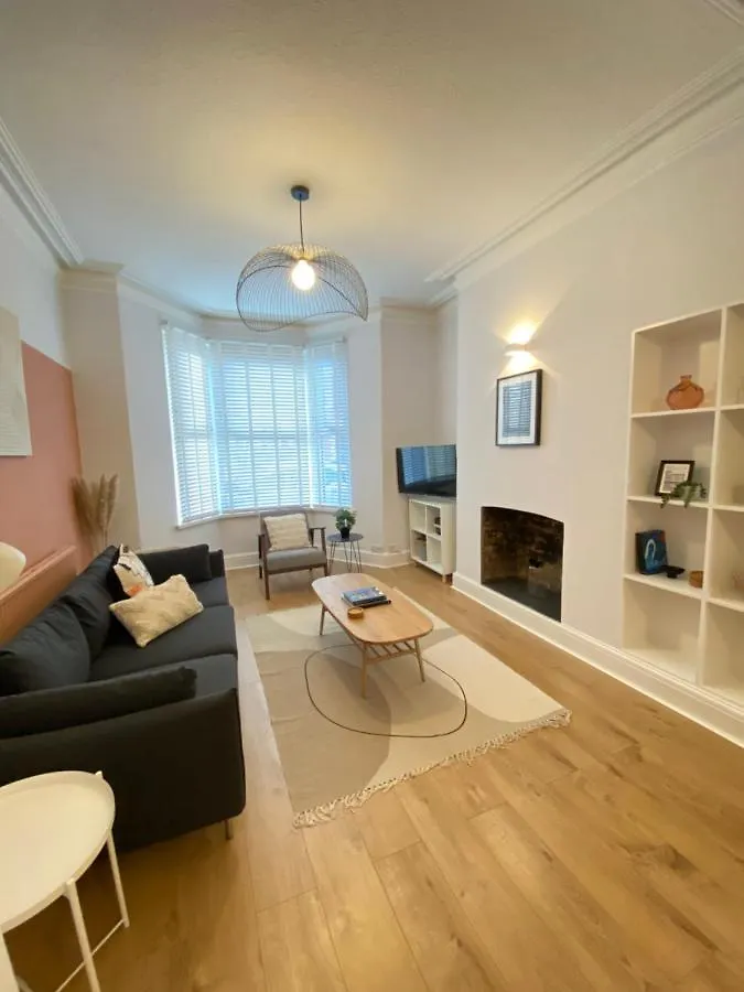 Taffs Mead House Central City Location, Nr Stadium, Family Friendly! Cardiff Semesterbostad